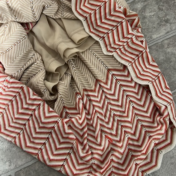 Bebe fuschia/tan chevron knit lined slip maxi dress size M crochet sleeveless - Picture 9 of 11